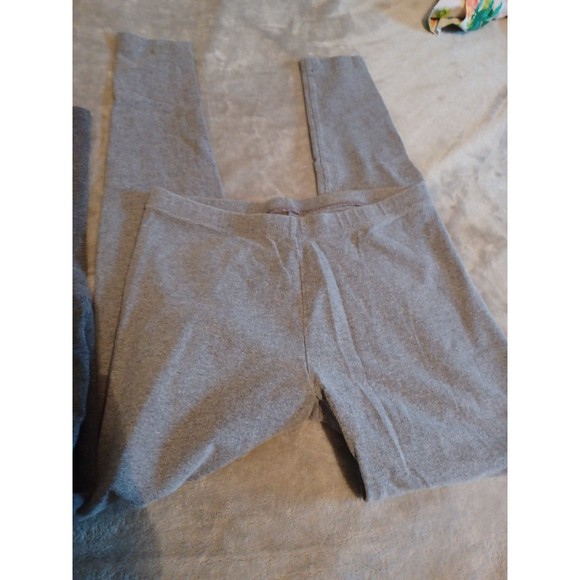 Ann Taylor Loft lot of 2 pair leggings. Sz. M. Ankle length and Capri length. - Picture 4 of 8